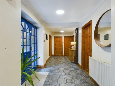 5 bedroom Bungalow for sale in Nickley Wood Road, , Shadoxhurst, TN26 1LZ