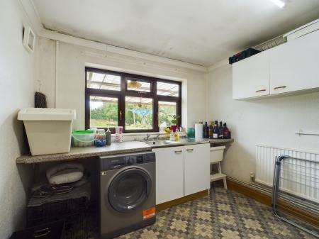 5 bedroom Bungalow for sale in Nickley Wood Road, , Shadoxhurst, TN26 1LZ