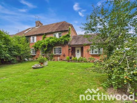 Hurst Lane, Ashford, Ashford, TN27 0BH