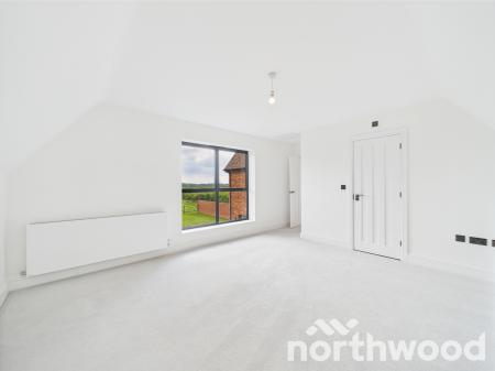 5 bedroom Detached house for sale in Meadow Farm, Great Chart, Ashford, TN23 3UW