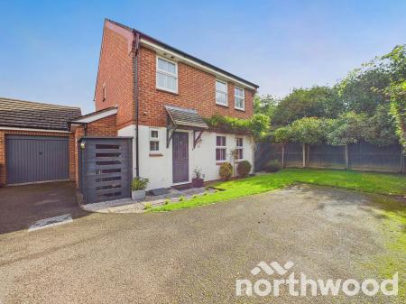 3 bedroom Detached house for sale in Bridleway Lane, Kingsnorth, Ashford, TN23