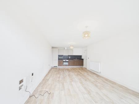 2 bedroom Apartment for sale in George Street, Victoria Point, Ashford, TN23