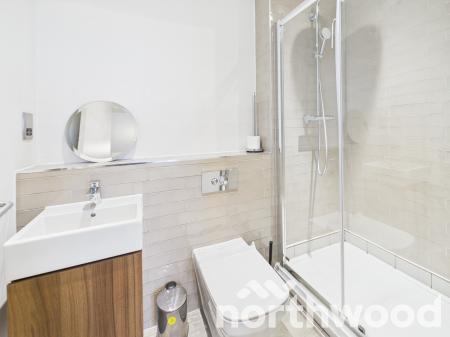 2 bedroom Flat for sale in George Street, Ashford, TN23