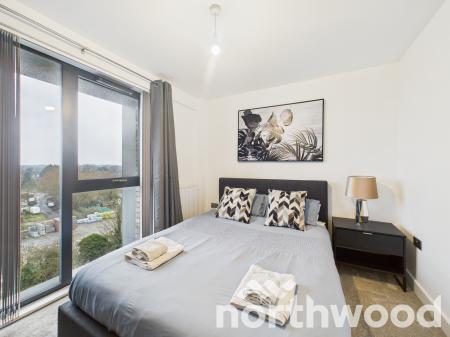 2 bedroom Flat for sale in George Street, Ashford, TN23