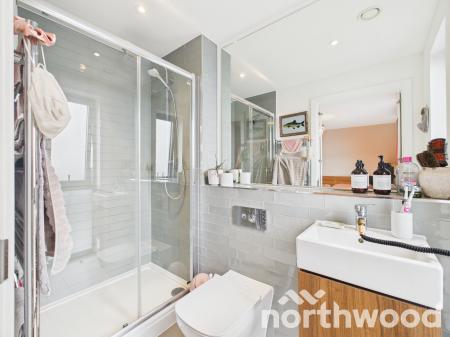 2 bedroom Penthouse for sale in George Street, Ashford, Ashford, TN23