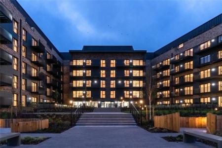 2 bedroom Penthouse for sale in George Street, Ashford, Ashford, TN23