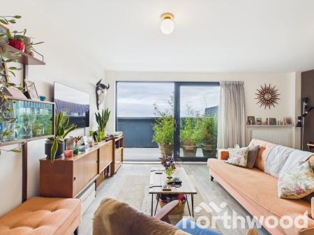 2 bedroom Penthouse for sale in George Street, Ashford, Ashford, TN23