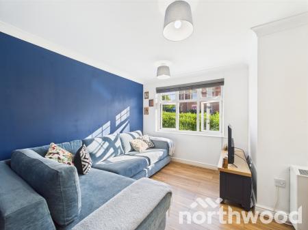 2 bedroom Apartment for sale in Gravelly Field, Singleton, Ashford, TN23