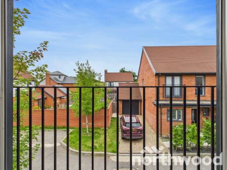 2 bedroom Character Property for sale in Green Mews, Chilmington Green, Ashford, TN23