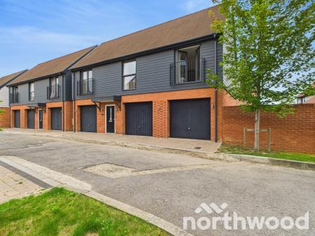 2 bedroom Character Property for sale in Green Mews, Chilmington Green, Ashford, TN23
