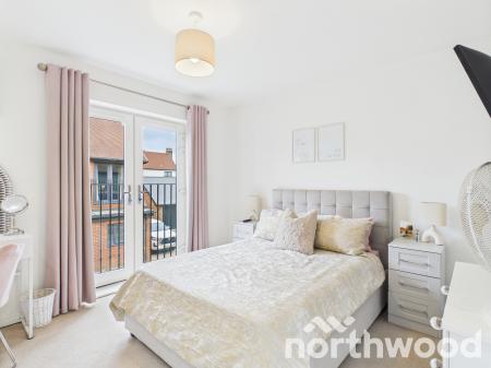 2 bedroom Character Property for sale in Green Mews, Chilmington Green, Ashford, TN23