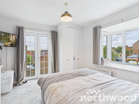 2 bedroom Apartment for sale in Griffin Close, Singleton, Ashford, TN23