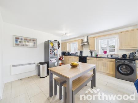 2 bedroom Apartment for sale in Griffin Close, Singleton, Ashford, TN23