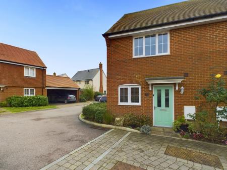 2 bedroom End of terrace house for sale in Harrier Drive, Finberry, Ashford, TN25