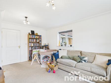 2 bedroom Apartment for sale in Hedgers Way, Chartfields, Ashford, TN23