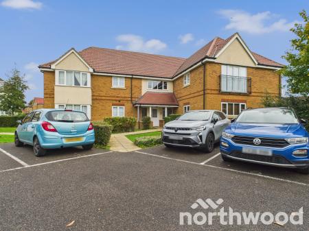 2 bedroom Apartment for sale in Hedgers Way, Chartfields, Ashford, TN23