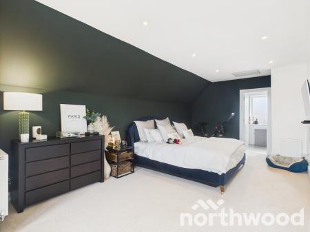 3 bedroom Detached house for sale in Highwood Drive, Chilmington Lakes, Ashford, TN23