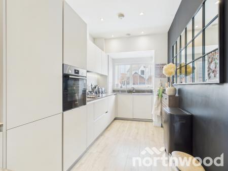 3 bedroom Detached house for sale in Highwood Drive, Chilmington Lakes, Ashford, TN23