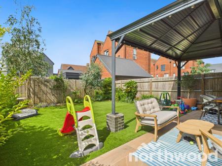 3 bedroom Detached house for sale in Highwood Drive, Chilmington Lakes, Ashford, TN23