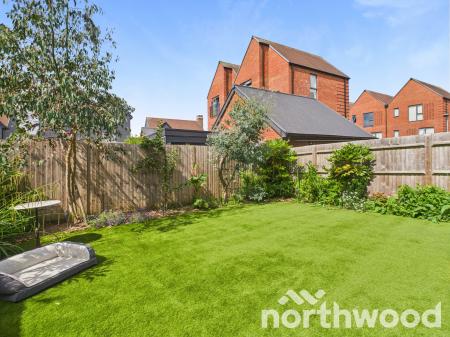 3 bedroom Detached house for sale in Highwood Drive, Chilmington Lakes, Ashford, TN23