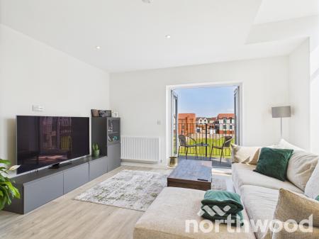 2 bedroom Apartment for sale in Highwood Drive, Chilmington Lakes, Ashford, TN23