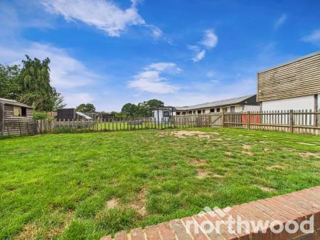 5 bedroom Semi-detached house for sale in Hurst Lane, Ashford, Ashford, TN27