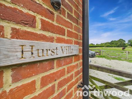 5 bedroom Semi-detached house for sale in Hurst Lane, Ashford, Ashford, TN27