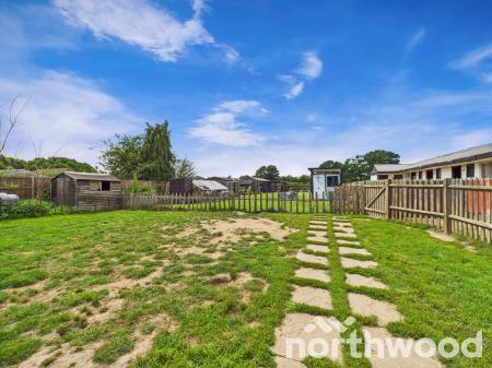 5 bedroom Semi-detached house for sale in Hurst Lane, Ashford, Ashford, TN27