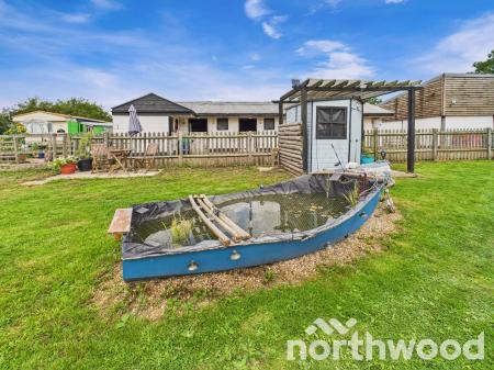 5 bedroom Semi-detached house for sale in Hurst Lane, Ashford, Ashford, TN27