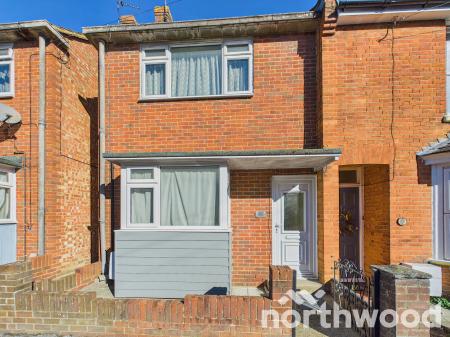 2 bedroom Terraced House for sale in Kent Avenue, Town Centre, Ashford, TN24
