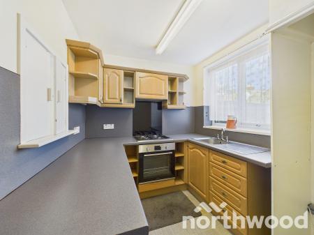 2 bedroom Terraced House for sale in Kent Avenue, Town Centre, Ashford, TN24