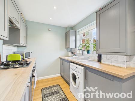 2 bedroom End of terrace house for sale in Manorfield, Singleton, Ashford, TN23