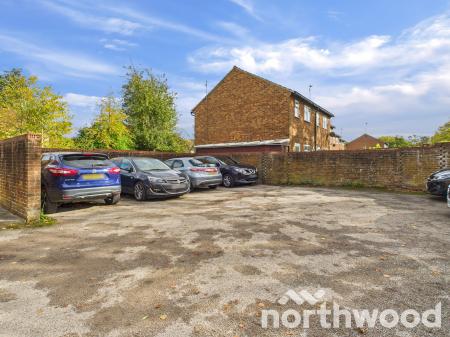 2 bedroom End of terrace house for sale in Manorfield, Singleton, Ashford, TN23