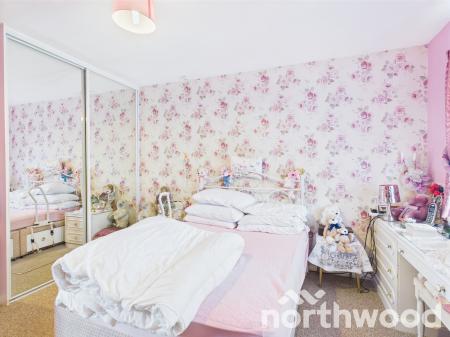 2 bedroom Terraced bungalow for sale in Meridian Court, Singleton, Ashford, TN23