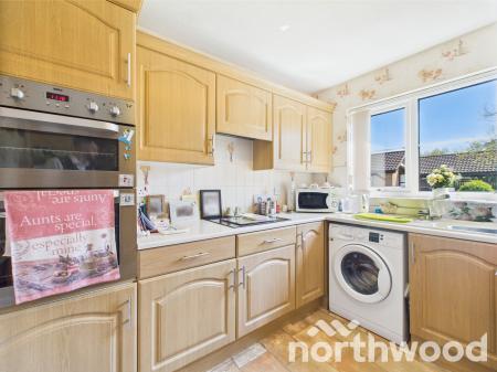 2 bedroom Terraced bungalow for sale in Meridian Court, Singleton, Ashford, TN23