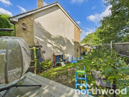 3 bedroom End of terrace house for sale in Oak Tree Road, Ashford, Ashford, TN23