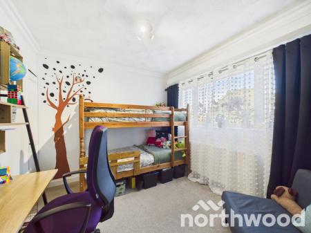 3 bedroom End of terrace house for sale in Oak Tree Road, Ashford, Ashford, TN23