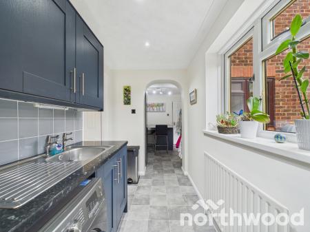 4 bedroom Link detached house for sale in Red Tree Orchard, Singleton, Ashford, TN23