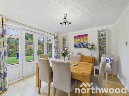 4 bedroom Link detached house for sale in Red Tree Orchard, Singleton, Ashford, TN23