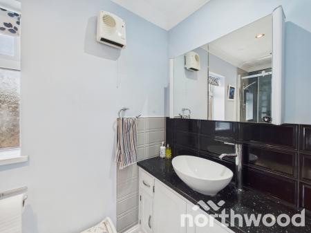 4 bedroom Link detached house for sale in Red Tree Orchard, Singleton, Ashford, TN23