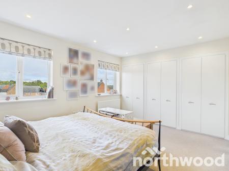 3 bedroom Semi-detached house for sale in Ribston Way, Singleton, Ashford, TN23