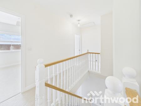 4 bedroom Town house for sale in Swaffer Way, Singleton, Ashford, TN23