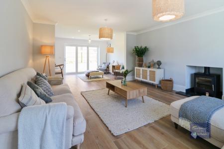 4 bedroom Detached house for sale in The Hamlet, Chilmington Green, Ashford, TN23