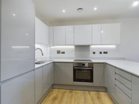 2 bedroom Flat for sale in Victoria Road, Ashford, TN23