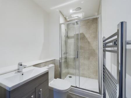 1 bedroom Flat for sale in Victoria Road, Ashford, TN23