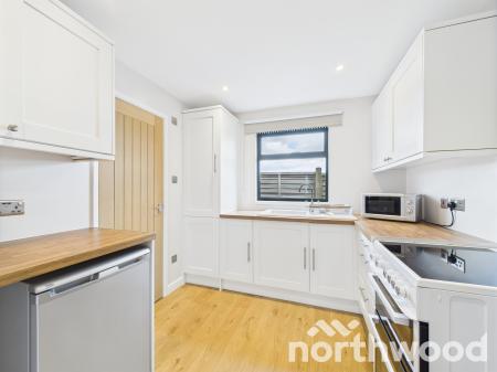 4 bedroom Bungalow for sale in Waterside Terrace, Great Chart, Ashford, TN23