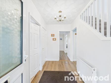 4 bedroom Bungalow for sale in Waterside Terrace, Great Chart, Ashford, TN23