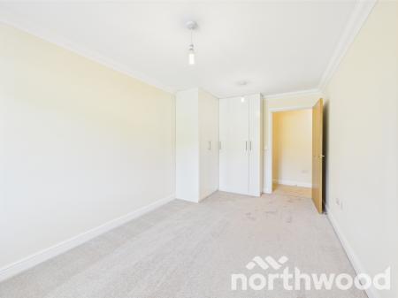 2 bedroom Flat for sale in Windsor Court, Singleton, Ashford, TN23