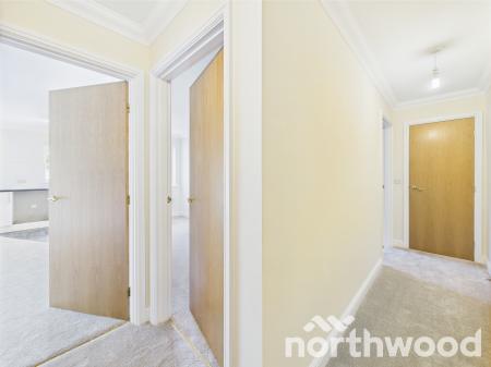 2 bedroom Flat for sale in Windsor Court, Singleton, Ashford, TN23