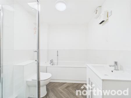 2 bedroom Flat for sale in Windsor Court, Singleton, Ashford, TN23